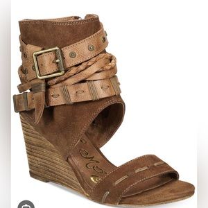 Naughty monkey sandal wedges